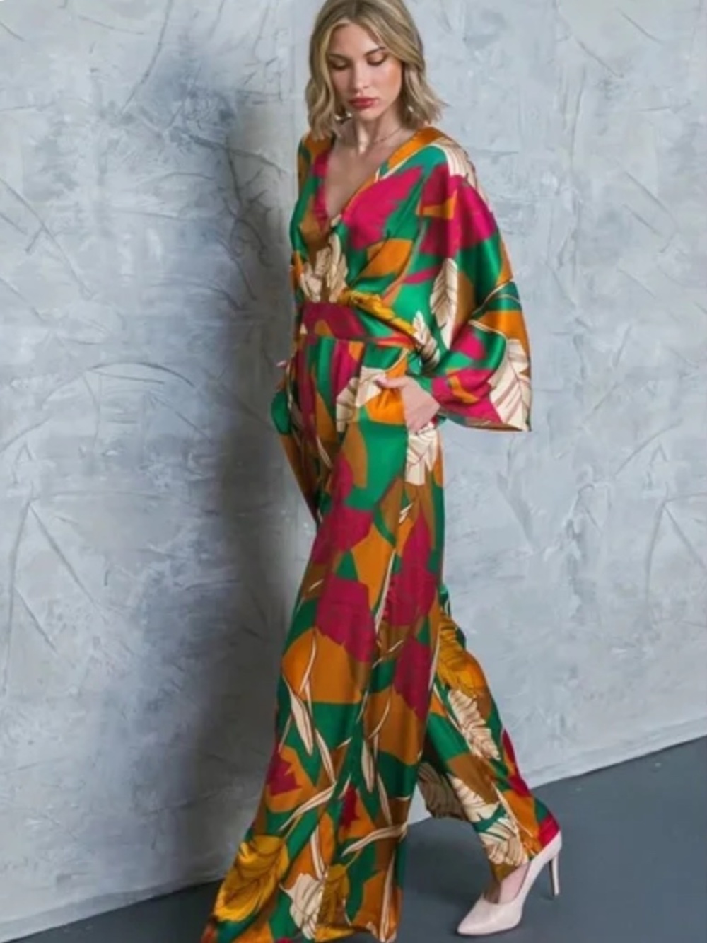 NWOT Flying Tomato Fanciful Flirt Jumpsuit with Kimono Sleeves